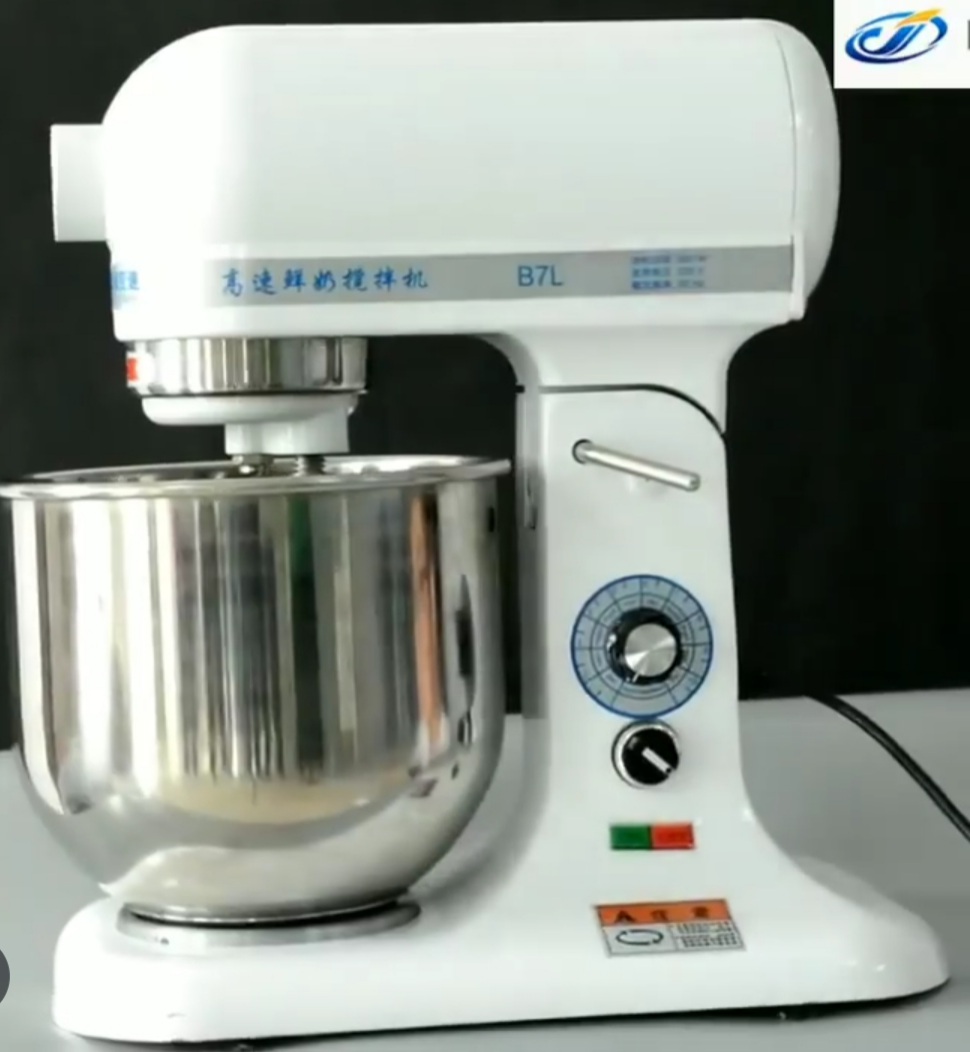 راه اندازی تجهیزات آشپزخانه صنعتی آفر در اصفهان